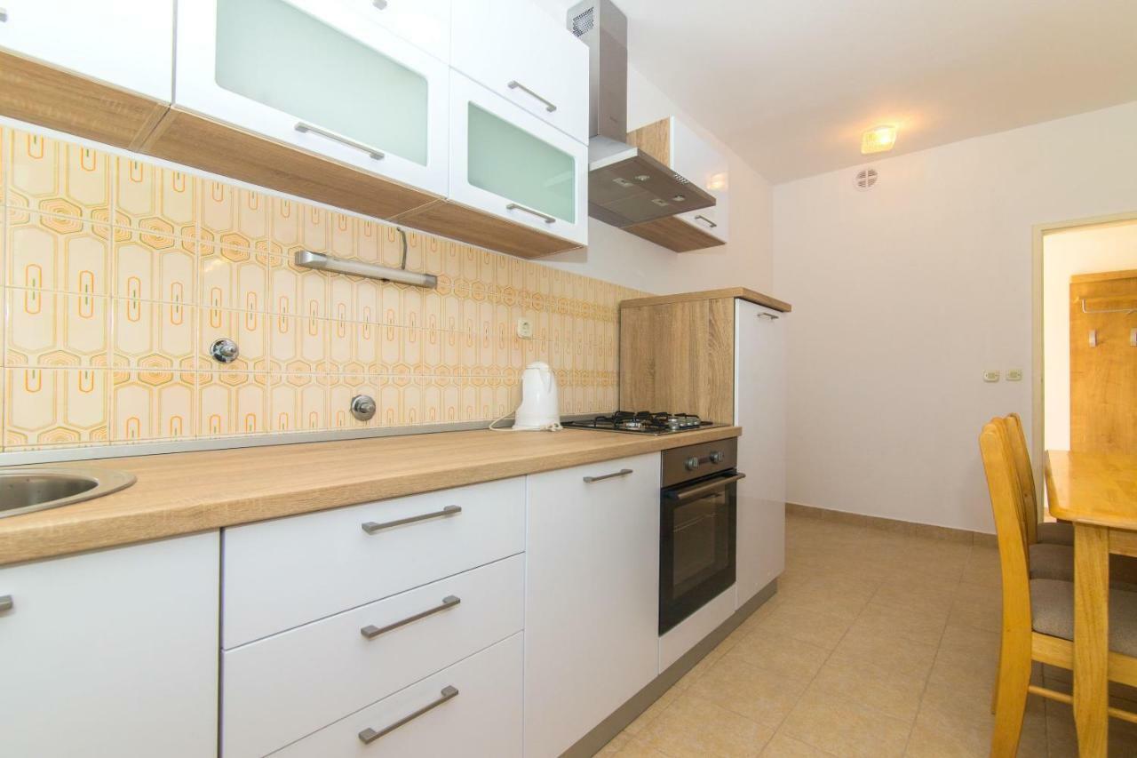 Apartment Jerka Supetar Kültér fotó
