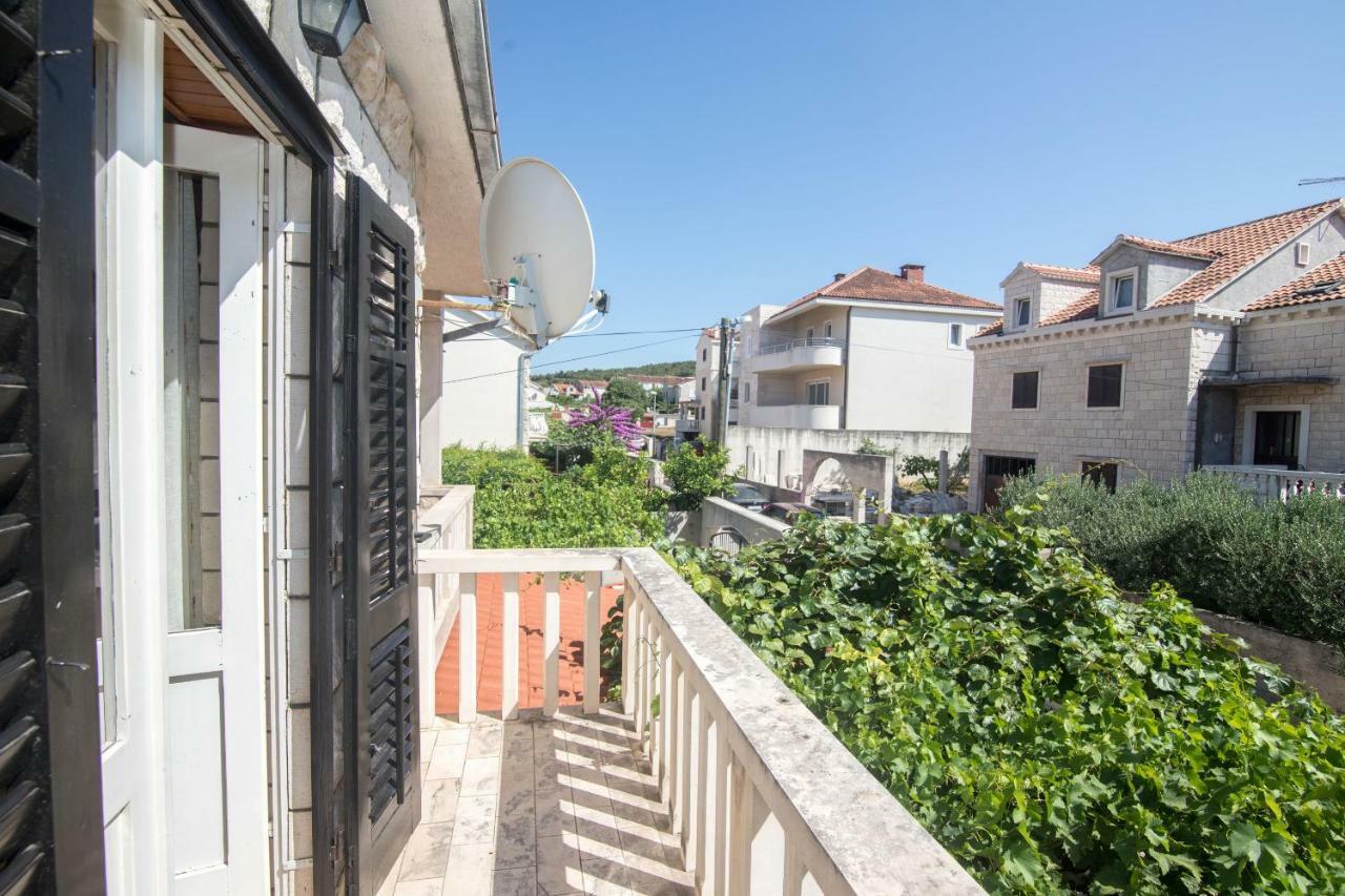 Apartment Jerka Supetar Kültér fotó
